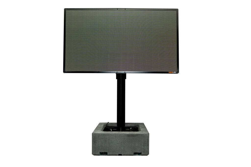 Écran LED sur totem mobile avec socle en béton